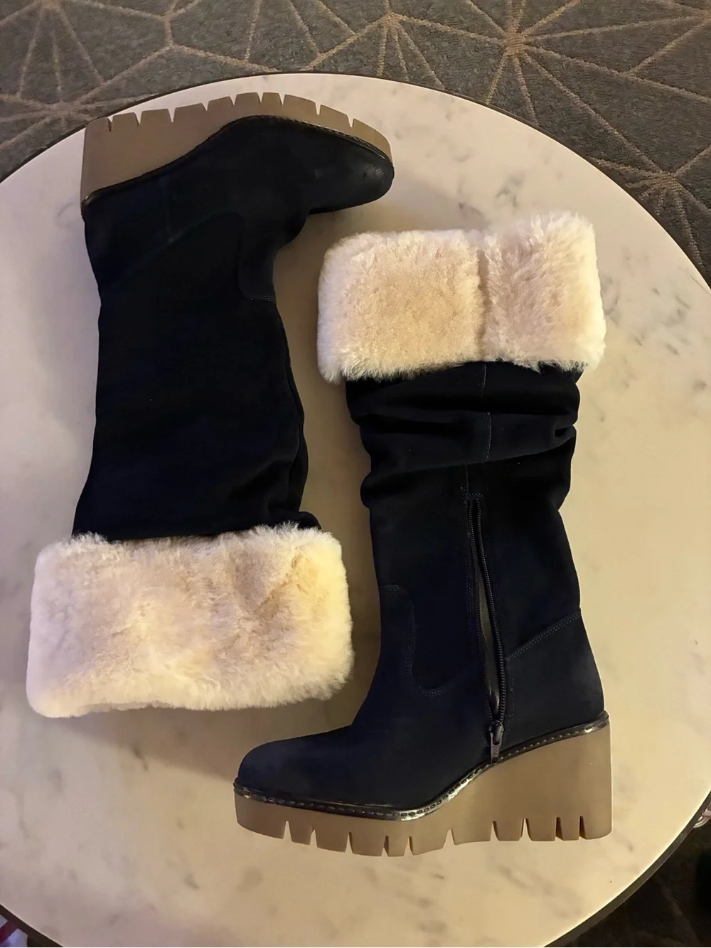 NWOT VINTAGE FOUNDRY COMPANY Arabella Wedge Boots in Navy Suede Size 8